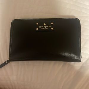 Kate Spade Zip Travel Wallet
